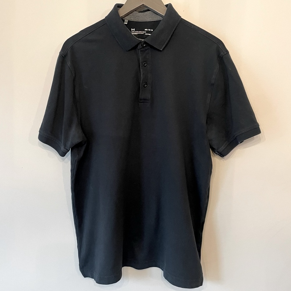 Men’s Navy Blue Under Armour Loose Fit Golf Polo Shirt - size medium